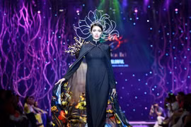 Lan Khuê, top 11 Hoa hậu Thế giới 2015. (Ảnh: Thuận Ngân)