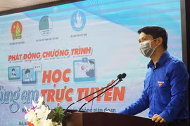 Bí thư Trung ương Đoàn, Chủ tịch Trung ương Hội Liên hiệp Thanh niên Việt Nam, Chủ tịch Hội đồng Đội Trung ương Nguyễn Ngọc Lương phát biểu tại lễ phát động. (Nguồn: thieunien.vn) 