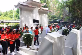Khu di tích Ngã ba Đồng Lộc. (Ảnh: Hoàng Ngà/TTXVN) 