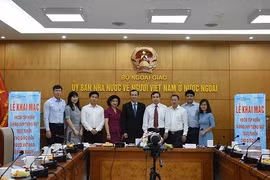 Đại biểu tham dự khai mạc Khóa tập huấn tại đầu cầu trụ sở Ủy ban Nhà nước về người Việt Nam ở nước ngoài. (Nguồn: baoquocte.vn) 