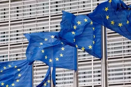 Cờ Liên minh châu Âu (EU). (Ảnh: IRNA/TTXVN)