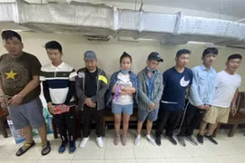 Các đối tượng người Mông Cổ bị bắt giữ. (Ảnh: TTXVN phát) 