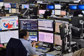 Chỉ số KOSPI của Hàn Quốc trong phiên 4/11. (Nguồn: AFP/TTXVN) 