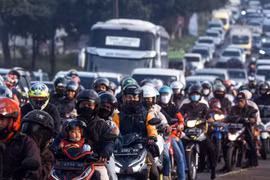 Ngày càng nhiều thanh niên Indonesia đã từ bỏ quốc tịch để trở thành người Singapore. (Nguồn: AFP)