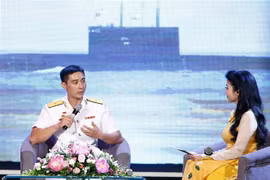 Thiếu tá Trần Văn Phương, Phó thuyền trưởng Tàu ngầm 184 Hải Phòng, Lữ đoàn 189, Quân chủng Hải quân. (Ảnh: Văn Điệp/TTXVN) 