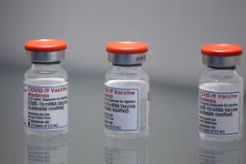 Vaccine phòng COVID-19 của Moderna. (Ảnh: AFP/TTXVN) 