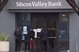 Bên ngoài trụ sở của Silicon Valley Bank tại Santa Clara, California. (Nguồn: AFP)