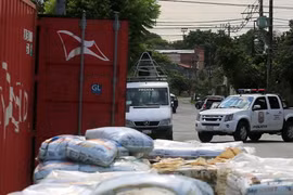 Phát hiện 7 tử thi đang phân hủy trong một container ở Paraguay