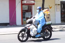 [Photo] Thành phố Đà Nẵng cho phép shipper hoạt động trở lại