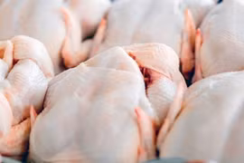 ​Thịt gà nhiều khả năng là nguồn gây bùng phát đợt nhiễm khuẩn salmonella ở 11 quốc gia trong khu vực. (Nguồn: Foodnavigator)