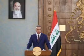 Thủ tướng Iraq Mustafa al-Kadhemi phát biểu tại Tehran, Iran. (Ảnh: IRNA/TTXVN) 