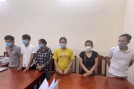 Các đối tượng trong đường dây lừa đảo. (Ảnh: TTXVN/phát) 