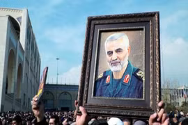 Con gái Tướng Qasem Soleimani cảnh báo sẽ trả thù Mỹ và Tổng thống Trump. (Nguồn: yahoo.com) 