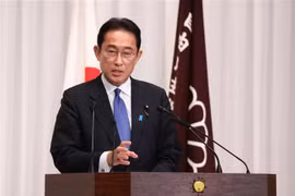Ông Fumio Kishida phát biểu tại cuộc họp báo ở Tokyo ngày 29/9/2021. (Ảnh: AFP/TTXVN) 