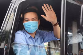 [Photo] Đoàn y tế Đà Nẵng lên đường tiếp viện Gia Lai chống dịch