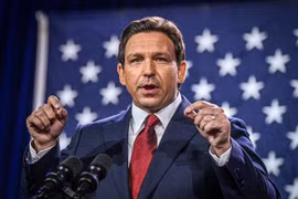 Thống đốc bang Florida Ron DeSantis. (Ảnh: AFP/TTXVN)