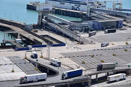 Cầu cảng Dover, miền Nam nước Anh ngày 12/7/2020. (Ảnh: AFP/TTXVN) 