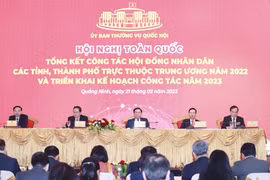 Chủ tịch Quốc hội Vương Đình Huệ và Thường trực Ban Bí thư Võ Văn Thưởng dự và chỉ đạo hội nghị. (Ảnh: Doãn Tấn/TTXVN)