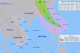 Hướng đi của bão Doksuri chiều 25/7. (Ảnh: TTXVN phát)