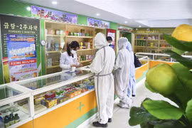Một hiệu thuốc ở Bình Nhưỡng, Triều Tiên, ngày 16/5/2022. (Ảnh: Kyodo/TTXVN) 