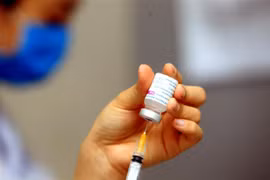 10.041 người đã được tiêm vaccine COVID-19 tại Việt Nam. (Ảnh: An Đăng/TTXVN) 