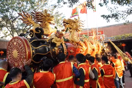 Bắc Ninh: Tưng bừng lễ hội rước pháo Đồng Kỵ trong ngày mùng 4 Tết