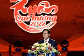 Bộ trưởng Bộ Ngoại giao Bùi Thanh Sơn phát biểu khai mạc Chương trình Xuân quê hương 2022. (Ảnh: Lâm Khánh/TTXVN) 