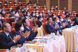 Thường trực Ban Bí thư Võ Văn Thưởng, Bộ trưởng Bộ Ngoại giao Bùi Thanh Sơn dự phiên họp. (Ảnh: Lâm Khánh/TTXVN) 