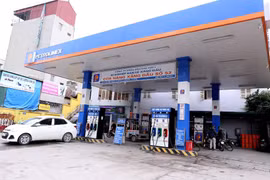 Một điểm bán xăng của Petrolimex. (Ảnh: PV/Vietnam+)