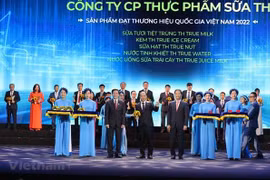 Tập đoàn TH được vinh danh tại lễ công bố sản phẩm đạt Thương hiệu quốc gia năm 2022. (Ảnh: Xuân Quảng/Vietnam+)
