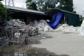 Một cơ sở sản xuất nhựa tái chế.(Ảnh: Mai Mạnh/Vietnam+)