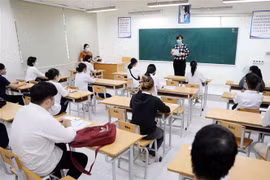 [Video] Nhiều trường đại học công bố điểm sàn xét tuyển