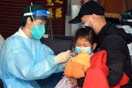 Trẻ em trong độ tuổi từ 5-14 có nguy cơ lây nhiễm COVID-19 cao nhất