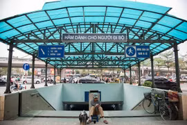 [Video] Nhiều người dân tại Hà Nội thờ ơ với hầm đường bộ