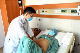 Kỳ diệu 48h cứu bệnh nhân suy gan cấp hôn mê phục hồi lại hoàn toàn 