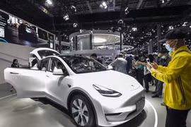 Mẫu xe Tesla Model Y được triển lãm tại Trung Quốc hồi tháng 4. (Nguồn: Bloomberg)