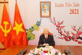 Tổng Bí thư, Chủ tịch nước Nguyễn Phú Trọng điện đàm trực tiếp với Tổng Bí thư Lào Thongloun Sisoulith. (Ảnh: Trí Dũng/TTXVN)