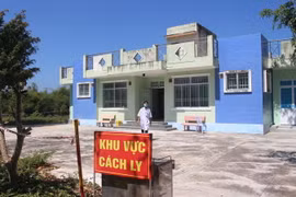 Khu vực cách ly bệnh nhân COVID-19. (Ảnh: Phan Sáu/TTXVN)