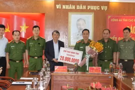 Cán bộ chiến sỹ Phòng cảnh sát Phòng chống tội phạm về ma túy Công an tỉnh Cao Bằng nhiều lần được lãnh đạo tỉnh Cao Bằng ghi nhận, khen thưởng. (Ảnh: TTXVN phát)