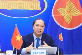 Thứ trưởng Bộ Ngoại giao Nguyễn Quốc Dũng. (Ảnh: Lâm Khánh/TTXVN) 