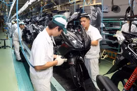 Công nhân nhà máy HonDa Việt Nam tại Hà Nam - ảnh chụp trước khi có dịch COVID-19. (Ảnh: Đại Nghĩa/TTXVN)