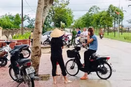 Một học sinh lớp 4 ở Hà Tĩnh tử vong tại chỗ do sét đánh 
