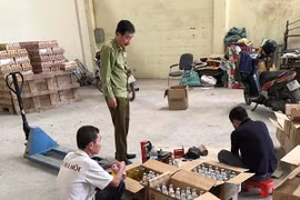 Hàng loạt sản phẩm nước uống ngoại bị tẩy, thay hạn dùng mới 