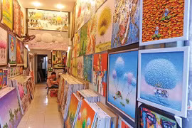 Triển lãm tôn vinh 20 họa sỹ hàng đầu thị trường mỹ thuật Việt Nam