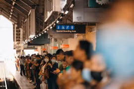Một nhà ga đường sắt đô thị ở Manila, Philippines. (Nguồn: CNN)