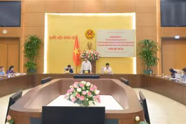 Phiên họp thứ ba Đoàn giám sát của Ủy ban Thường vụ Quốc hội về giảm nghèo bền vững vùng dân tộc thiểu số, miền núi. (Ảnh: Văn Điệp/TTXVN)