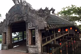 Cầu ngói Thanh Toàn. (Ảnh: Quốc Việt/TTXVN)