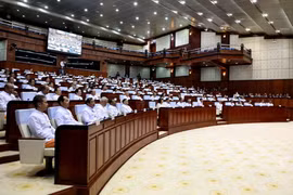 Toàn cảnh kỳ họp thứ nhất Quốc hội Campuchia khóa VII ở Phnom Penh, ngày 21/8. (Ảnh: AFP/TTXVN)
