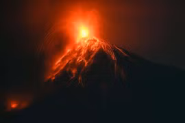Núi lửa Fuego. (Nguồn: Phys)