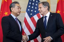 Ông Vương Nghị và ông Antony Blinken tại cuộc gặp hồi tháng 7/2022. (Nguồn: Getty Images)